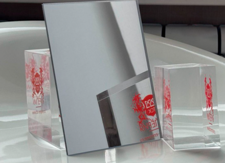 Абразивостойкий зеркальный монолитный поликарбонат IRROX-REFLECTION HARDPRO GP, серебро, 1*600*1200мм